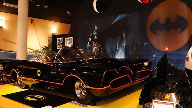 La Batmobile usata nello show Batman del 1966 è in vendita all'asta La Batmobile del 1966 in vendita all'asta