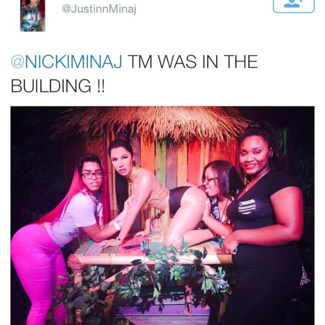 La statua di cera di Nicki Minaj è stata molestata da uomini e donne