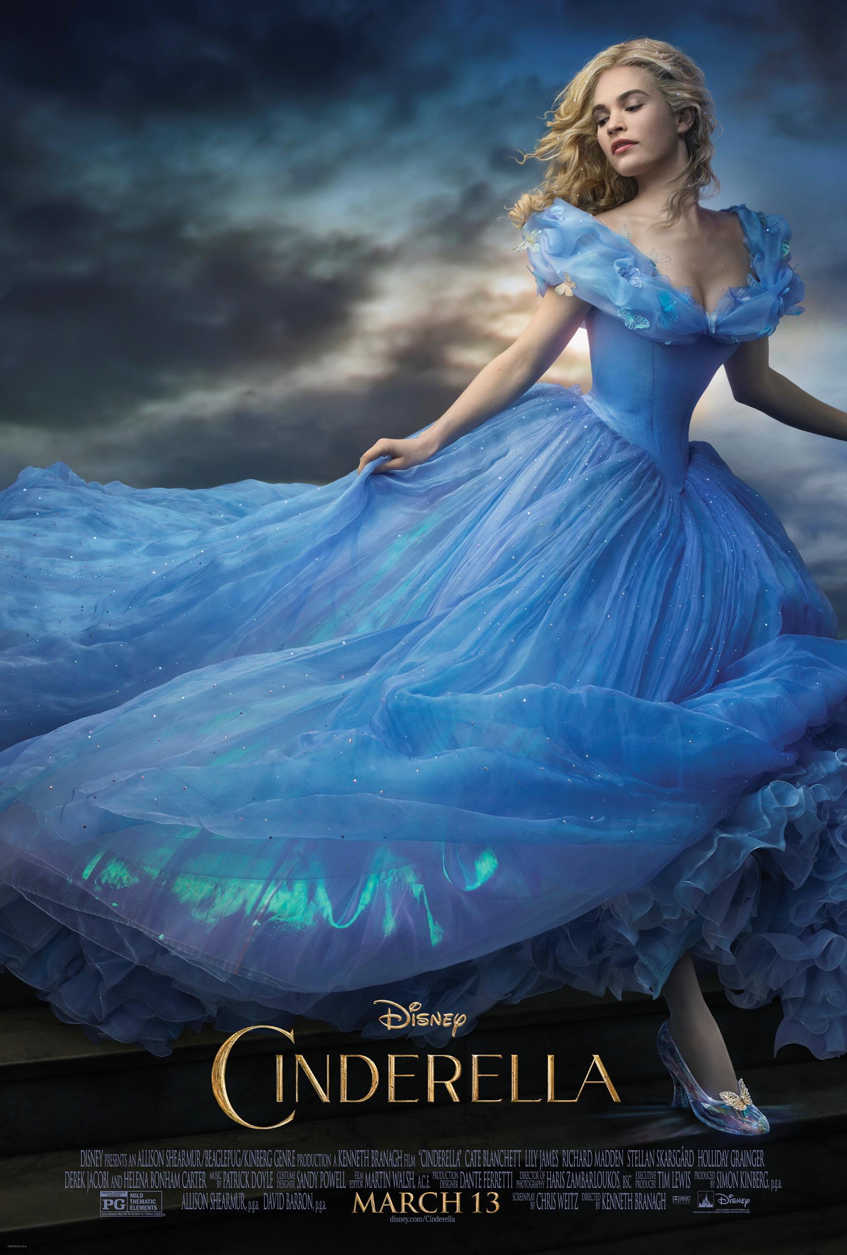 La locandina ufficiale di Cenerentola (2015)