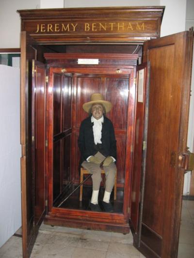 Il corpo imbalsamato di Jeremy Bentham
