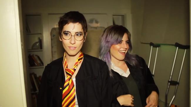 La storia di Harry Potter sulle note di Dark Horse Un frame della video - parodia di Dark Horse