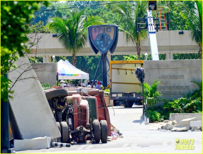 Una foto dal set di Capitan America: Civil War suggerisce l'uso della storyline Avengers: The Red Zone