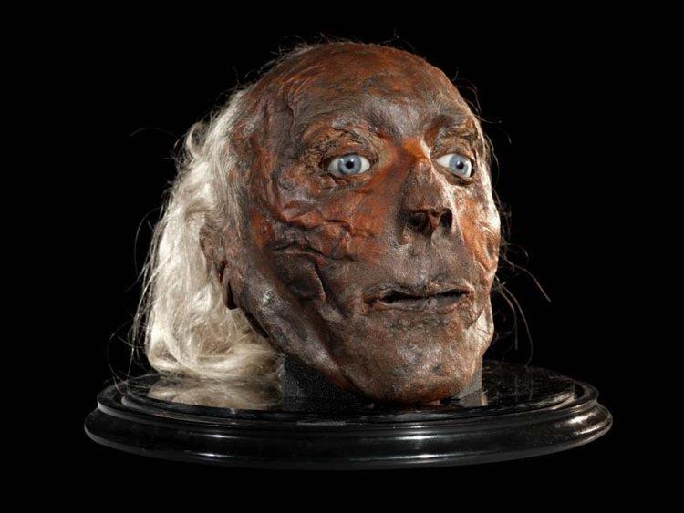 La testa imbalsamata di Jeremy Bentham
