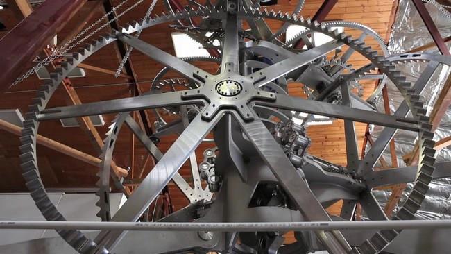 L'orologio creato da Bezos La foto della struttura