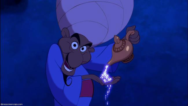 Il mercante che introduce il racconto di Aladdin, nel film, è in realtà il Genio stesso.