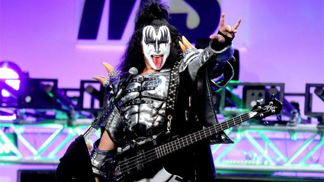 Gene Simmons Gene Simmons e le corna