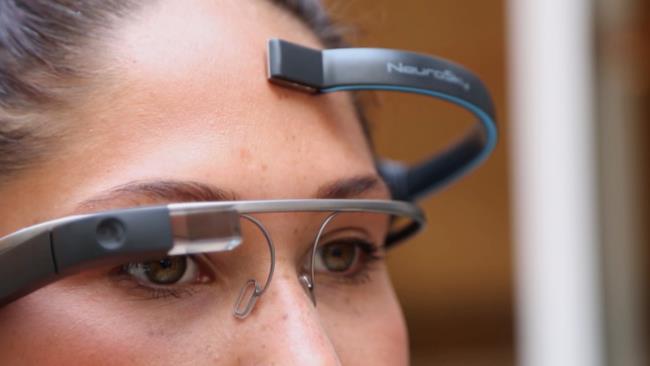 Google Glass e cuffia neurale