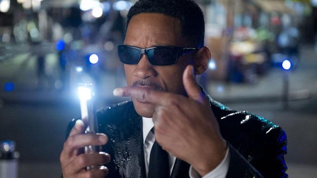 Men in Black avrà una Donna in Nero tra i protagonisti del revival Will Smith potrebbe tornare per Man in Black