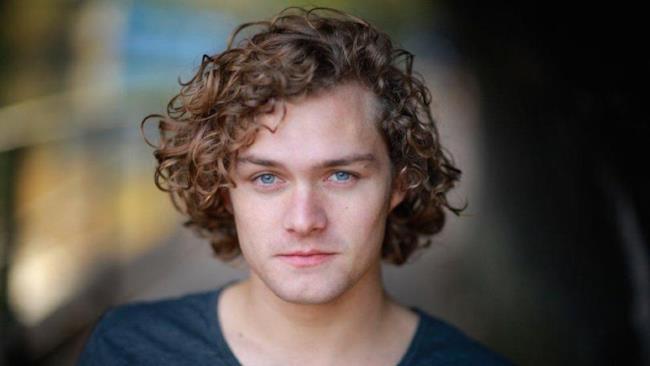 Finn Jones sarà Iron Fist nella nuova serie Marvel Finn Jones, conosciuto per il suo ruolo in Game of Thrones