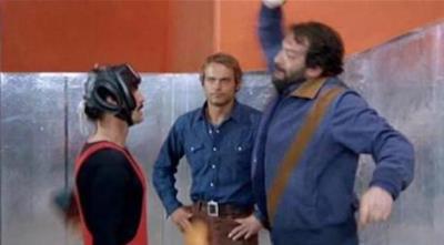 Bud Spencer in una scena del film ...altrimenti ci arrabbiamo!
