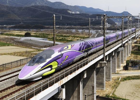 Il treno super veloce ispirato all'Eva