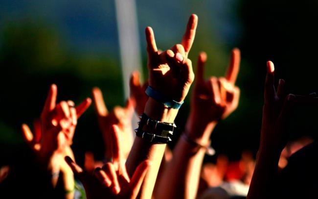 Il metal diventa un corso universitario (in Finlandia) Folla a un concerto metal