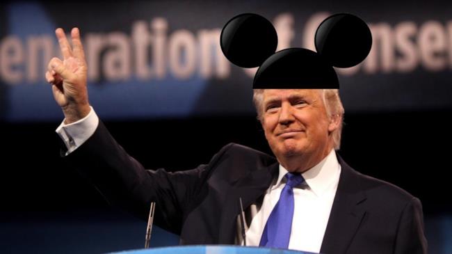Ufficiale: Trump Robot si insedia a Disney World! Trump si insedia a Disney World!
