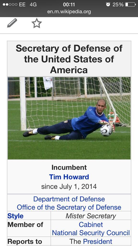 Tim Howard su wikipedia come segretario della difesa