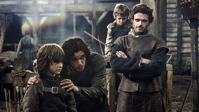 Una teoria su Jon Snow vorrebbe cambiare il futuro di Game of Thrones I fratelli Stark in Game of Thrones