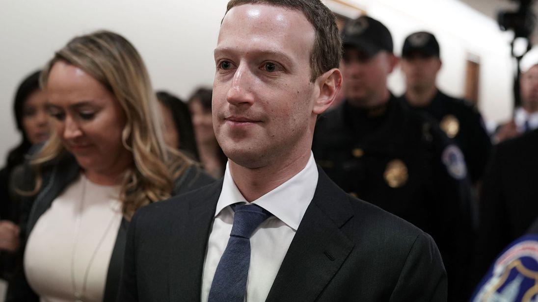 Mark Zuckerberg inquisito al Congresso degli Stati Uniti d'America