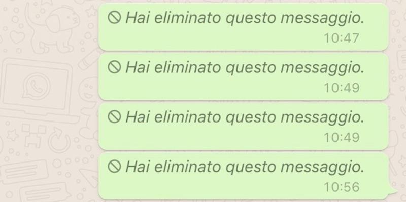 La schermata di WhatsApp con una serie di messaggi cancellati