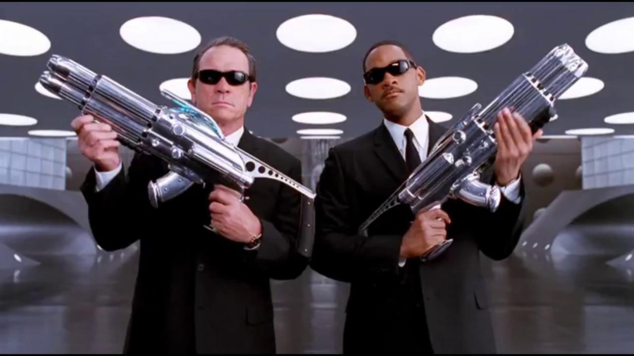 I Men In Black armati fino ai denti