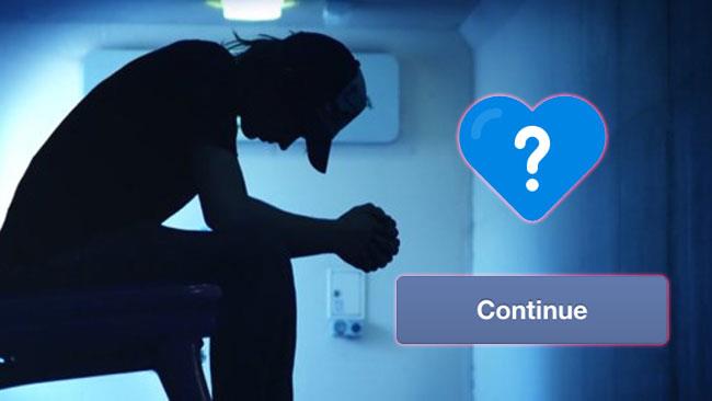 Facebook lancia la nuova funzione che vuole prevenire i suicidi Facebook ti chiede se vuoi continuare a vivere