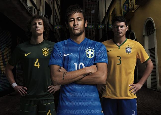 Divisa della squadra del Brasile ai Mondiali 2014