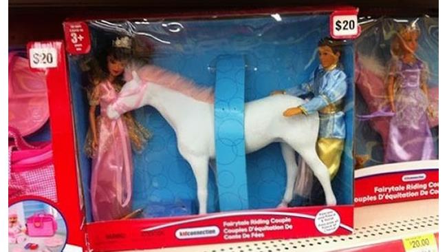 Dei giocattoli con un cavallo