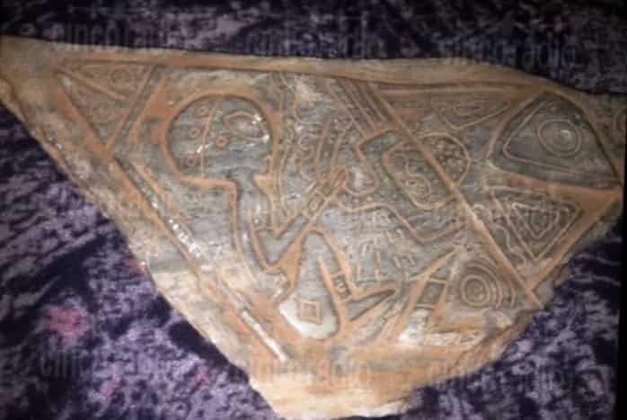 La stele messicana aliena in pietra di giada