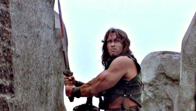Conan il barbaro, in produzione la serie TV di Amazon Arnold Schwarzenegger nel film Conan il barbaro