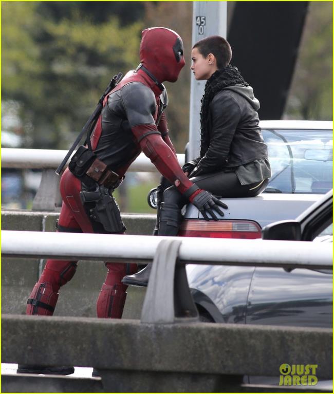 Negasonic Teenage Warhead sul set di Deadpool