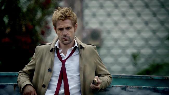 John Constantine, probabile protagonista di Legends of Tomorrow nella stagione 1 John Constantine potrebbe tornare in Legends of Tomorrow