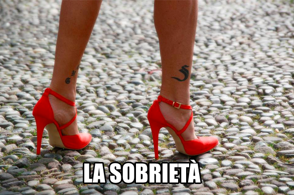 La pubblicità Pittarosso con Simona Ventura: la sobrietà Simona Ventura nella pubblicità PittaRosso 2014
