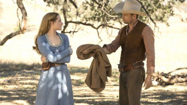 Due personaggi di Westworld Una scena estratta dalla prima stagione di Westworld