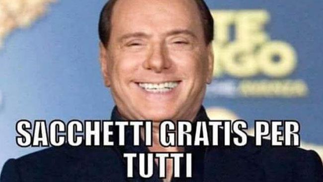 Sacchetti bio: tutti i meme più esilaranti Uno dei meme della rete sui sacchetti bio
