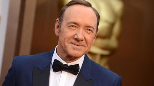 Kevin Spacey durante una premiazione L'attore durante un evento