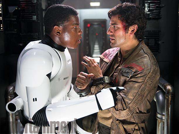 John Boyega e Oscar Osaac in Star Wars 7