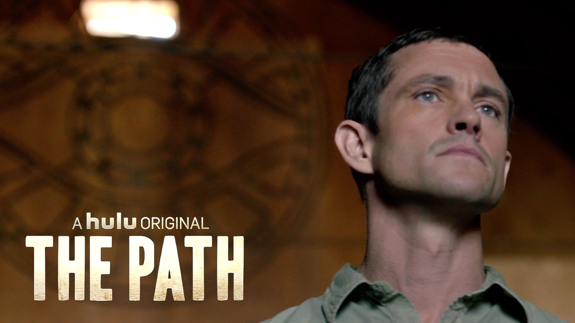 Tra i protagonisti della serie TV sulle oscure pratiche della setta religiosa The Path c'è l'attore Hugh Dancy