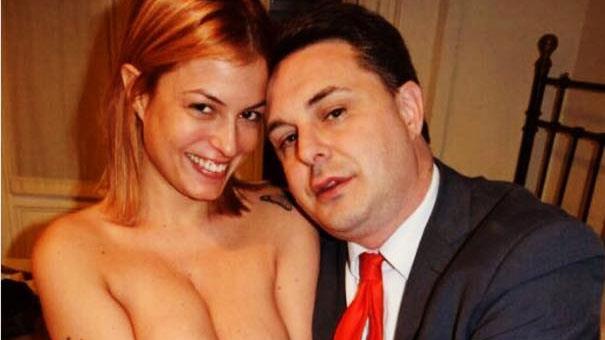 Sara Tommasi e Andrea Diprè hanno girato un porno Sara Tommasi e Andrea Diprè su Facebook