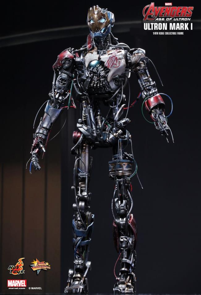 Il modellino di Ultron Mark I ha un corpo asimmetrico