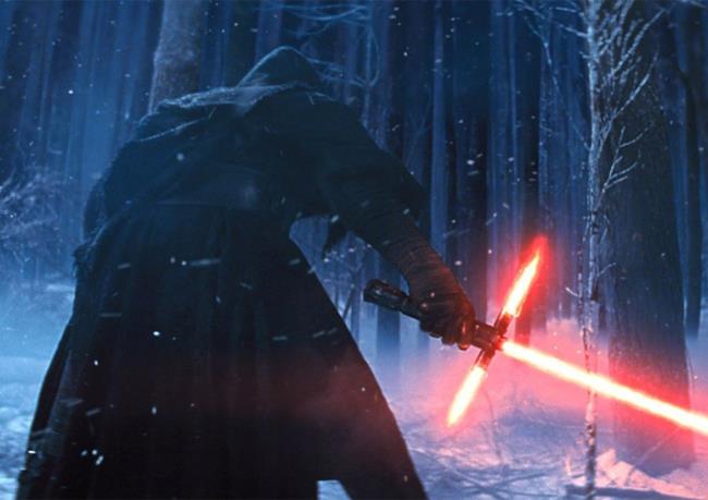 Star Wars svela i dettagli sulla misteriosa guardia della spada di Kylo Ren
