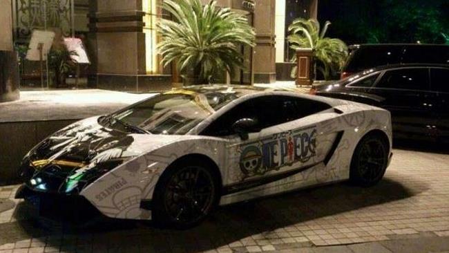 Il vero tesoro di One Piece è la Lamborghini di un fan Un appassionato di One Piece ha trasformato la sua auto dedicandola al manga di Oda