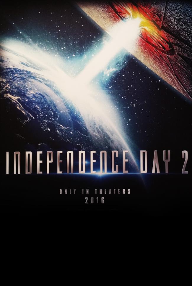 Poster di Independence Day 2; il trailer è in arrivo per Natale