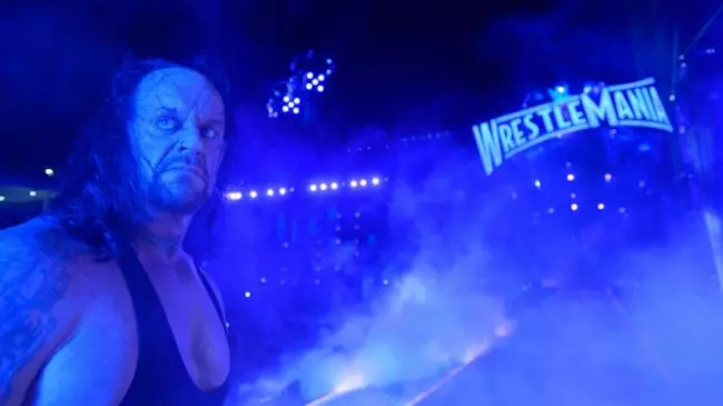 Undertaker si ritira dal wrestling Undertaker abbandona il ring per l'ultima volta