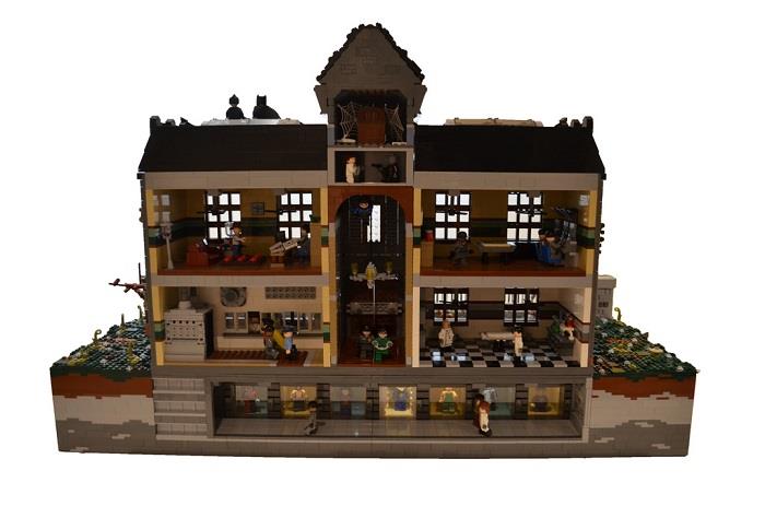 L'interno della versione LEGO dell'Arkham Asylum