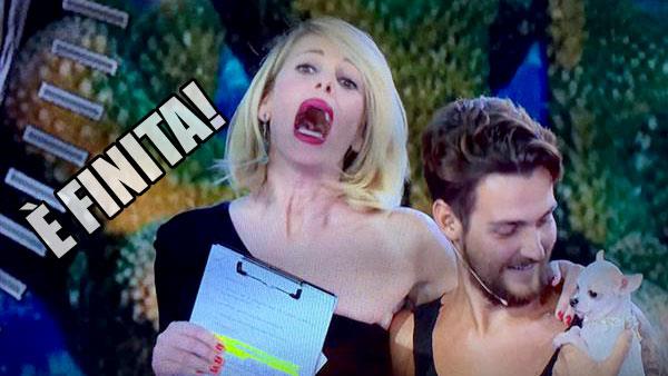 Finale dell'Isola dei Famosi: vincono le Donatella Alessia Marcuzzi, Valerio Scanu e uno degli scani menefregisti