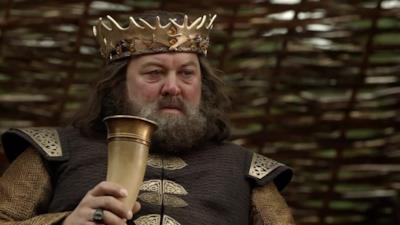 Robert Baratheon beve del vino