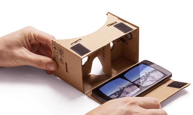 Il dispositivo per realtà virtuale corredato al drone ELF