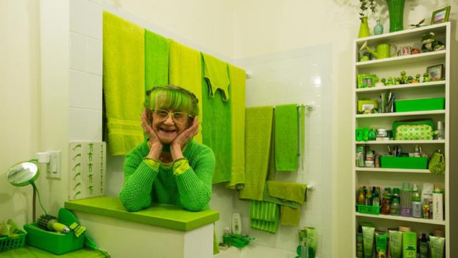 Elizabeth Sweetheart è la lady in green di New York La lady in green di New York è l'artista Elizabeth Sweetheart