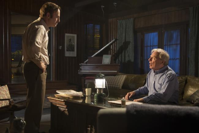 Saul Goodman col l'attore che interpreta il fratello