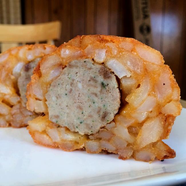 Cosa si nasconde all'interno di una French Fry Burger Bomb