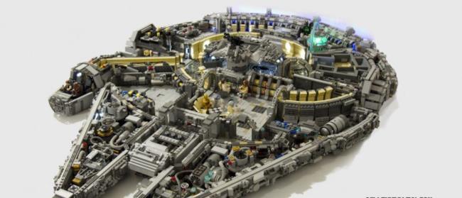 Millennium Falcon fatto coi LEGO: bellissimo Il Millennium Falcon creato coi Lego