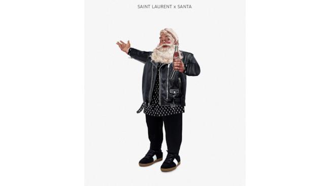 Babbo Natale vestito in stile Saint Laurent